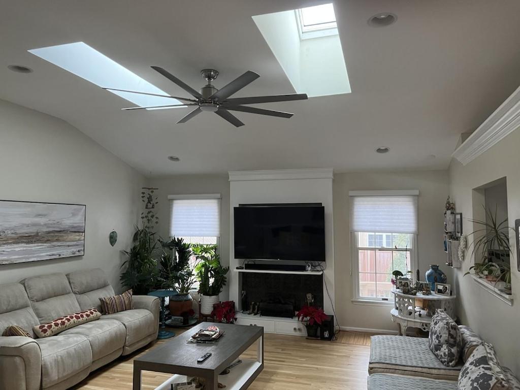 Location! House With Home Office, Gym, More-Cherry Hill Exterior photo